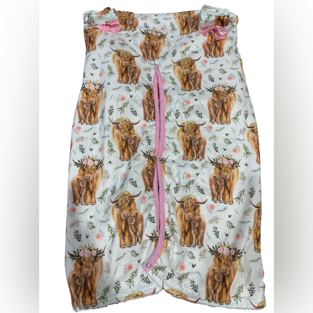 ❌TRADED❌ Highland Cow Car Seat Cover